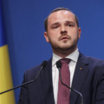 alexandru rogobete apel catre politicieni inteleg ca transeele par adanc sapate dar orgoliile mari au mize mici 6a10540a46284