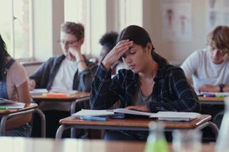 cand sunt programate examenele de corigenta in 2026 datele la care elevii isi pot incheia situatia scolara 6a1a61b811610
