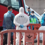 capitanul navei afectate de focarul de hantavirus va putea in sfarsit sa paraseasca vasul anuntul oms 6a11dbead7e0c