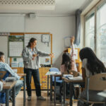 cat va castiga un profesor in 2027 noua lege a salarizarii schimba grila din educatie 6a158a5a6e3f1
