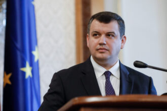 ce a raspuns eugen tomac intrebat daca va accepta nominalizarea pentru functia de prim ministru 6a1731d9cced1