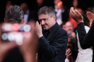 ilie bolojan felicitari pentru cristian mungiu premiat la cannes multumim pentru imaginea pe care o duce mai departe despre romania 6a12db26c97fa