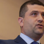radu miruta anunta ca lucreaza pentru ca noua lege a salarizarii sa nu afecteze negativ militarii asteptarile sunt mari 6a160ac78648c