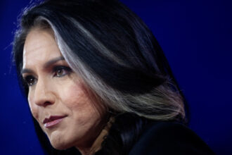 sefa serviciilor de informatii americane tulsi gabbard va demisiona din functie care este motivul 6a10a68a80f23