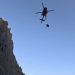 video au avut mare noroc doi turisti din capitala salvati dupa ce au cazut 100 de metri intr o rapa din masivul caraiman 6a130556e9fb6
