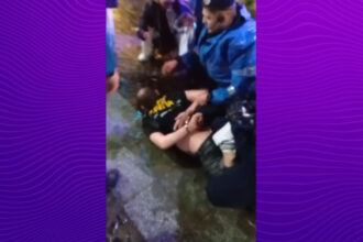 video bataie in centrul vechi din capitala intre ucraineni si o banda de motociclisti romani jandarmii au intervenit in timpul noptii 6a1046374c133
