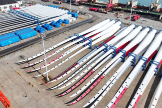 video cum arata cea mai mare turbina eoliana plutitoare din lume construita in china poate rezista uraganelor de categoria 5 6a0ef29b1fbbc