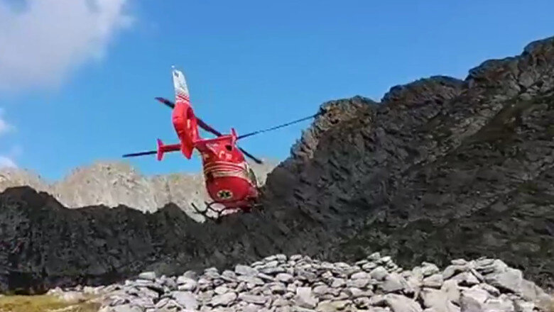 video interventie in muntii bucegi 12 oameni au avut nevoie de salvamont pe traseul unui ultramaraton in zona a aparut si un urs 6a1189a64ec86