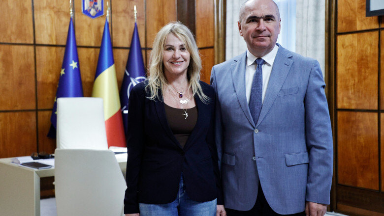 video premierul bolojan intrevedere cu nadia comaneci la palatul victoria 6a1740260e0c4