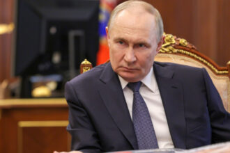 vladimir putin a fost informat despre incidentul cu drona ruseasca care a lovit un bloc din galati 6a198cad03ef9