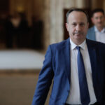 adrian caciu val de ironii la adresa pnl usr si udmr niste iele care vor sa para zane ce spune despre alegeri anticipate 6a32e8f16a3ce