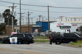 atac armat in texas 11 persoane impuscate cel putin un mort tragatorul a fost ucis 6a2c6db93ab9e