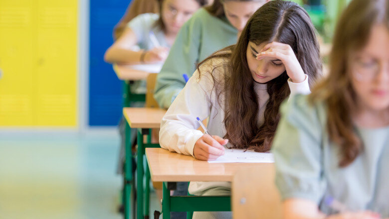 bacalaureat 2026 elevii sustin ultima proba de competente cum se desfasoara evaluarea digitala 6a2f814550878