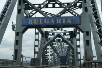 circulatie rutiera inchisa pe podul giurgiu ruse timp de doua zile cand se intampla asta si care sunt variantele alternative 6a1d4934b4d2e