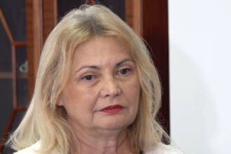 cornelia elena micicoi usr a demisionat din functia de prefect de timis procurorii au efectuat perchezitii la domiciliul sau 6a2c195a37e94
