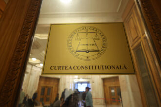 curtea constitutionala a amanat sesizarea lui grindeanu privind oug safe liderul psd il acuza pe bolojan de conflict constitutional 6a293befd9373