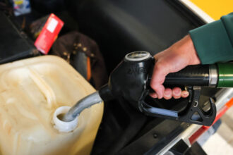 efectul atacurilor ucrainene la moscova unele statii de carburant au inceput sa limiteze vanzarile 6a1e7e4d5a90b