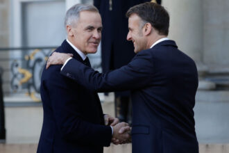 emmanuel macron si mark carney vor sa accelereze apropierea dintre europa si canada ordinea internationala este fragmentata 6a2c5f8edd156