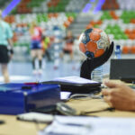 handbal feminin csm bucuresti si gloria bistrita si au aflat adversarele din grupele ligii campionilor 6a3ed48834095