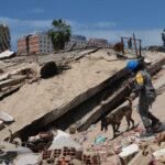 imi aud fiul plangand sub daramaturi marturia sfasietoare a unei supravietuitoare a cutremurelor din venezuela 6a40cee909c2b
