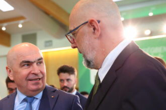intalnire intre bolojan fritz si kelemen hunor se discuta varianta unui guvern pnl usr udmr 6a3ba510b6305