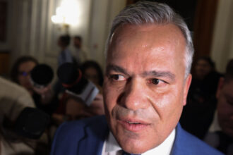 negocieri pentru guvernul vestea politicienii cer ministere in schimbul votului ce minister ar tinti anamaria gavrila surse 6a319775a9014
