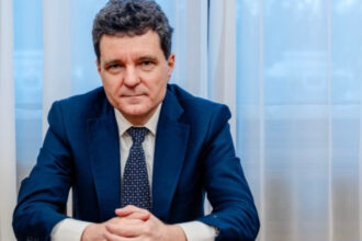 nicusor dan despre tranzitia la o economie mai verde e important sa reducem emisiile de carbon dar fara presiuni excesive 6a27097c1b552