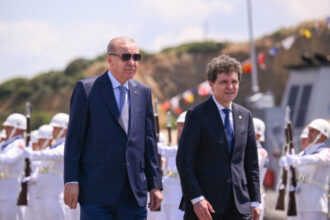 nicusor dan la istanbul traim momente tensionate in care securitatea devine extrem de importanta 6a36a5568d7b0