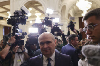premierul ilie bolojan participa duminica la congresul pas de la chisinau 6a2d5cb322207