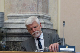 presedintele ceh il da in judecata pe premier in legatura cu participarea la summitul nato 6a3a7da424c26