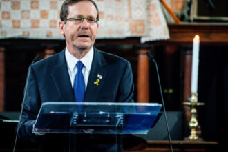 presedintele israelului isaac herzog va efectua o vizita oficiala in romania si se va adresa parlamentului 6a3d2ecb503df