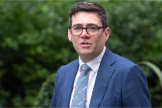 regele nordului si criza politica din marea britanie cine este si ce propune andy burnham cel mai probabil succesor al lui starmer 6a3980814ba6f