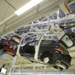 restructurari masive la volkswagen grupul ia in calcul concedierea a pana la 100 000 de angajati si inchiderea a patru fabrici 6a40cee598001