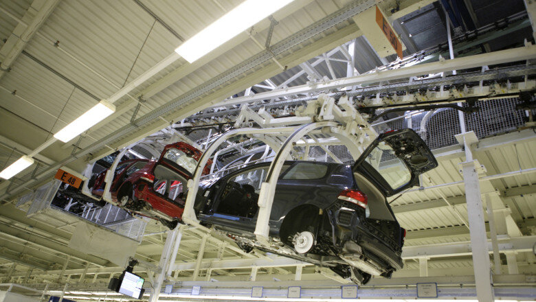 restructurari masive la volkswagen grupul ia in calcul concedierea a pana la 100 000 de angajati si inchiderea a patru fabrici 6a40cee598001