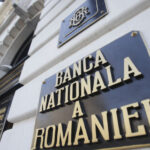 rezervele valutare ale bnr au scazut cu 785 de milioane de euro in luna mai la cat se ridica rezerva de aur a romaniei 6a1ee0fb11fc4