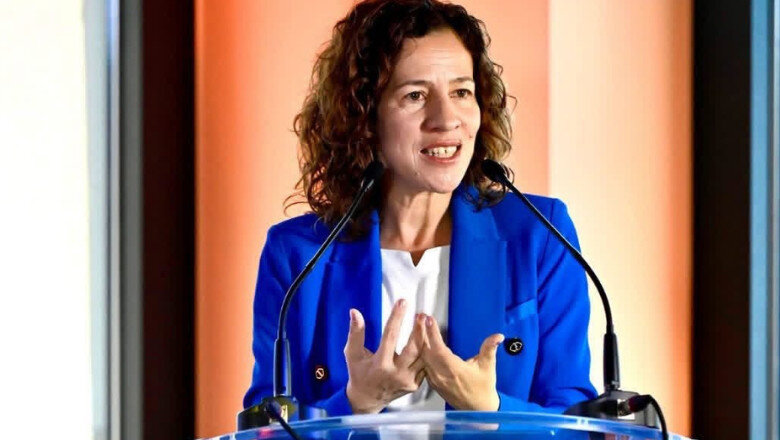 roxana minzatu de azi scolile europene au un ghid comun pentru a preda inteligenta artificiala cum va fi integrat in scoli 6a34ff7d7b82f
