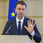 siegfried muresan acuza social democratii ca sunt anti europeni de aceea se simt atat de bine alaturi de aur 6a41234cde9b2