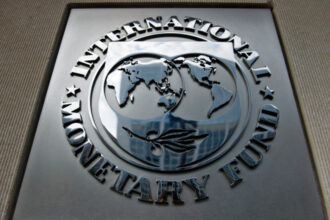 suntem mai predispusi la socuri fmi avertizeaza zona euro relaxarea fiscala suplimentara ar putea alimenta problemele economice 6a2af206e9c1b