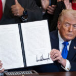 trump semneaza ordinul mult asteptat privind inteligenta artificiala marcand o schimbare de strategie la casa alba 6a1f18fce5fa6