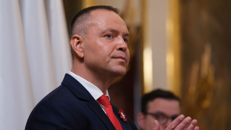 un avocat cunoscut din polonia a fost arestat dupa ce ar fi trimis alerte false privind asasinarea presedintelui karol nawrocki 6a1d731b6e704