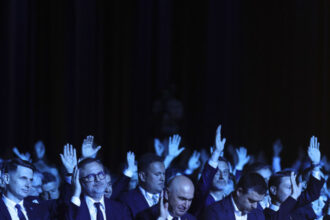 video conducerea pnl discuta despre epurarile din partid toti liderii de filiale din tabara vestea si au pierdut functiile 6a3ad206cd8f7