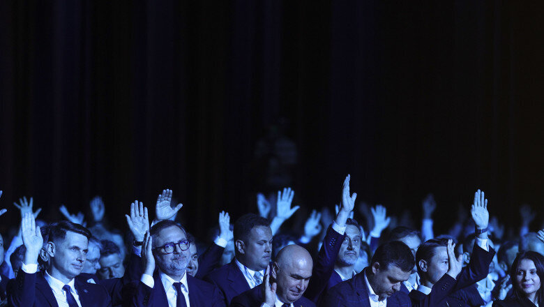 video conducerea pnl discuta despre epurarile din partid toti liderii de filiale din tabara vestea si au pierdut functiile 6a3ad206cd8f7