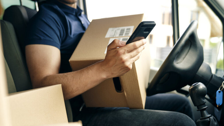video cumparaturile online din afara ue se scumpesc de la 1 iulie romanii vor plati o noua taxa de 3 euro pentru fiecare articol din colet 6a4355c9785ea
