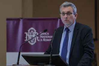 video economistul sef al bnr propune un pact politico economic tintele privind inflatia si deficitul trebuie respectate de orice guvern 6a3d04a4ebca1