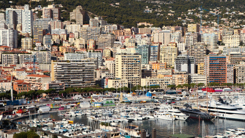 video explozie puternica la monaco un barbat a lasat un rucsac in fata unei cladiri inainte de a fugi de la locul faptei 6a42e545a630b