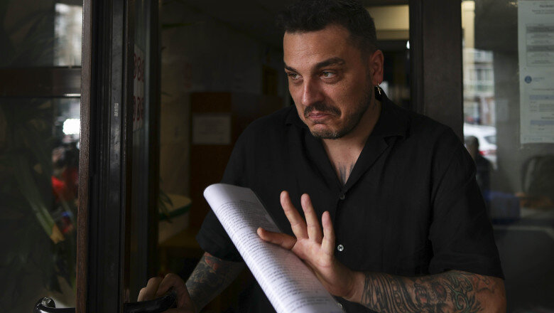 video makaveli influencer apropiat de sosoaca si georgescu dus la parchet dupa noaptea petrecuta in arest ce acuzatii ii aduc procurorii 6a2bd2e3d2ac6