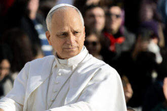 video opriti va si pocaiti va ii indeamna papa leon al xiv lea pe traficantii de persoane cu totii suntem migranti 6a2c357d95483