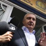 video seful armatei ajunge astazi la instanta dupa acuzatiile dna generalul gheorghita vlad cere inapoi bunurile ridicate de anchetatori 6a2274a8e5dcd