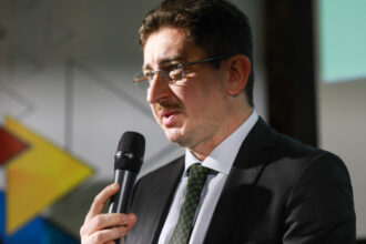 zece mari banci au fost amendate cu 710 milioane de euro pentru manipularea robor anunta consiliul concurentei 380f1748
