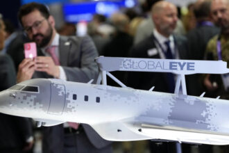 11 aliati nato printre care si romania participa la o achizitie comuna de avioane de supraveghere saab globaleye 6a4cc88db5d57